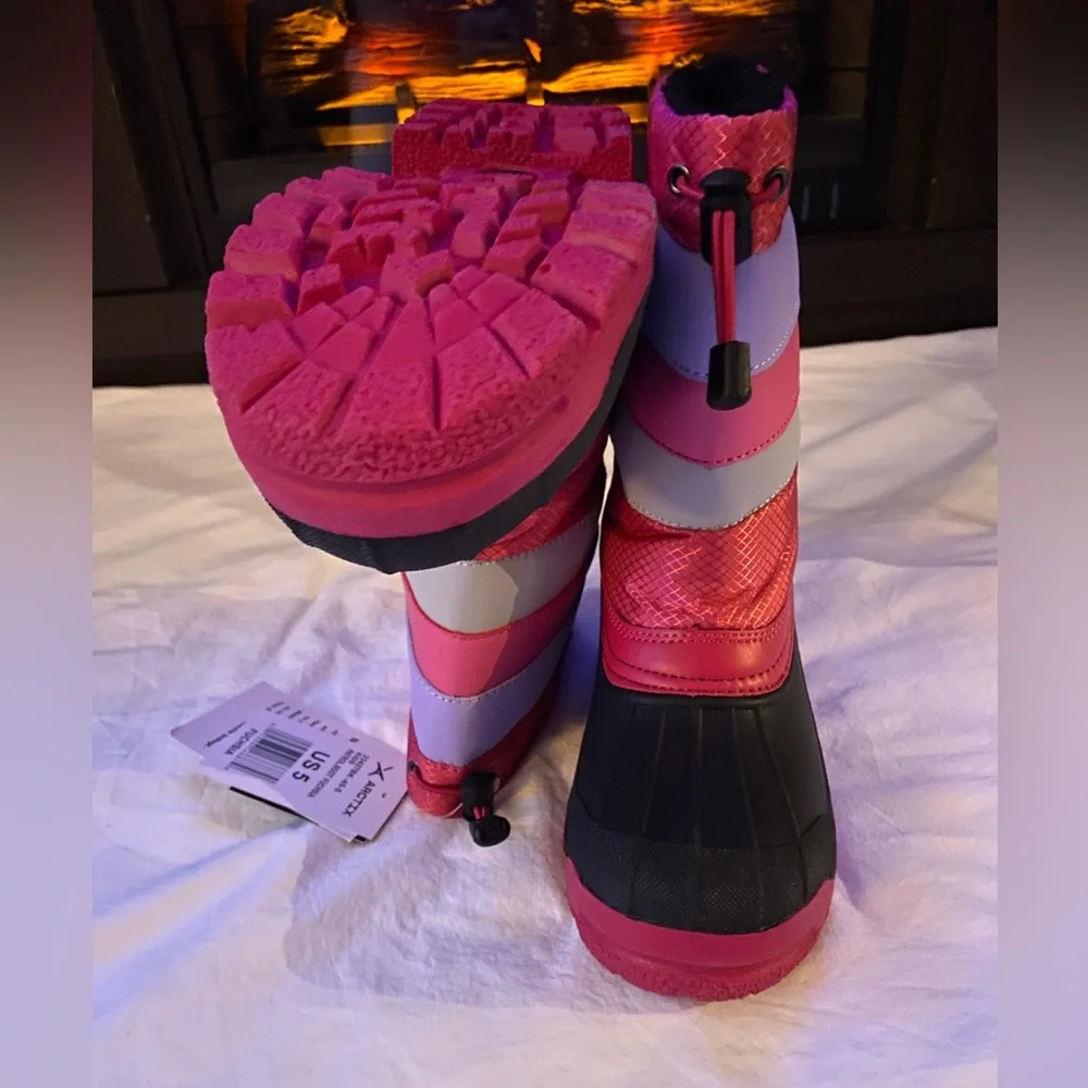 NWT❄️Arctix Kids Warm Fun Boots Sz-5 or Sz-7(Adult Women) Winter Snow/Cold Boots